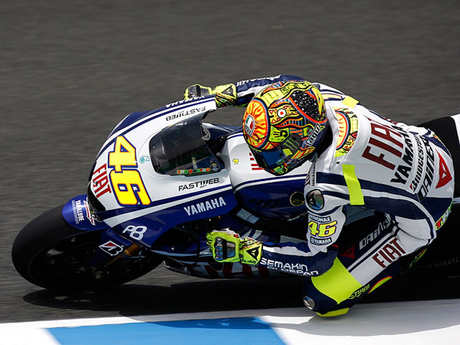 El piloto italiano ha sido el más rápido en los entrenamientos de la categoría de MotoGP del GP de Francia.