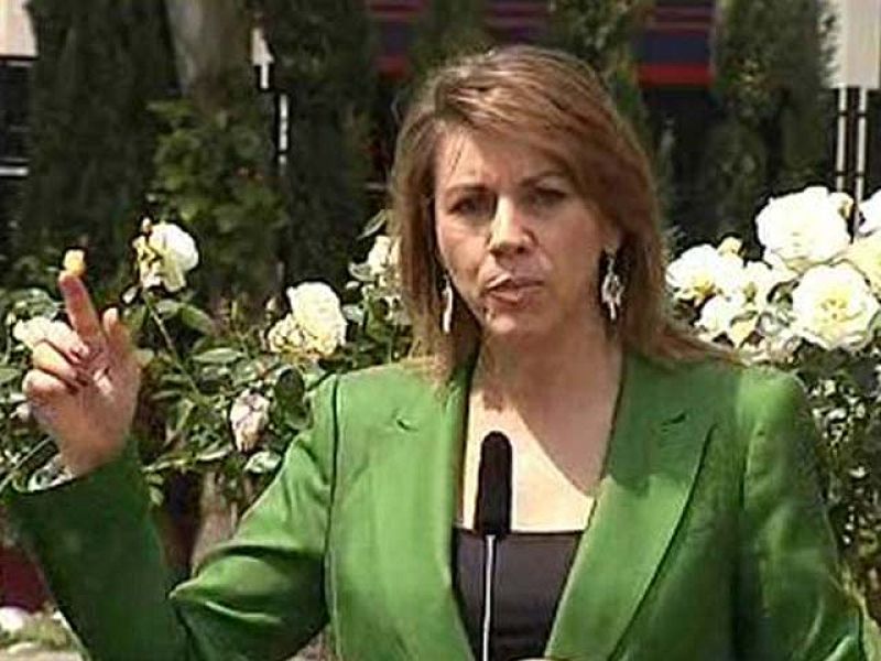 Cospedal: "El PSOE ya no podrá usar la mentira de que el PP quita las pensiones"