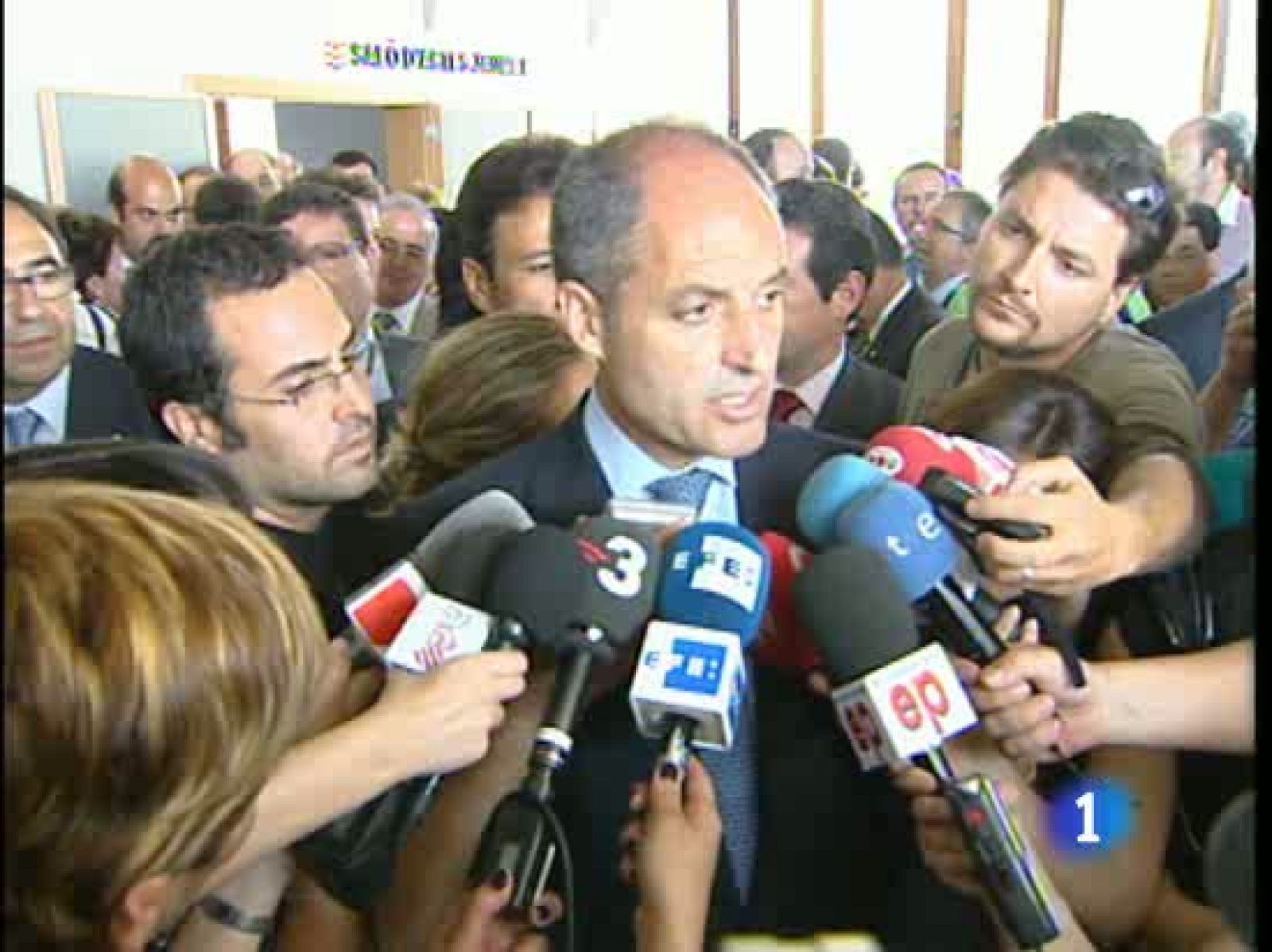 Camps insiste en que la cuentas de la Generalitat y del PP valenciano están claras | Ver