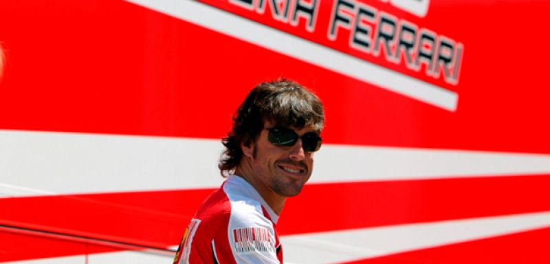 Alonso: "Es difícil estar a la altura de Red Bull"