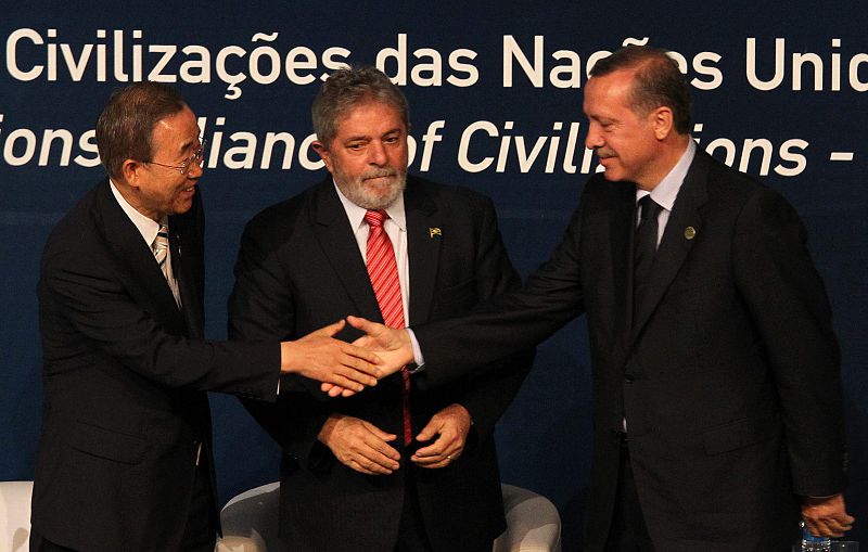 Erdogan y Lula defienden un mundo "sin armas nucleares" y una solución negociada con Irán