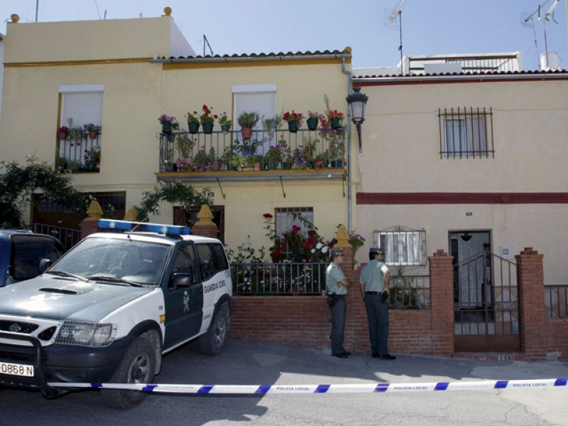 Dos mujeres mueren apuñaladas presuntamente por sus parejas en Girona y Sevilla