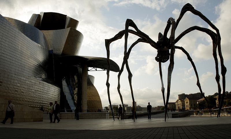 La escultora franco-estadounidense Louis Bourgeois fallece en Nueva York