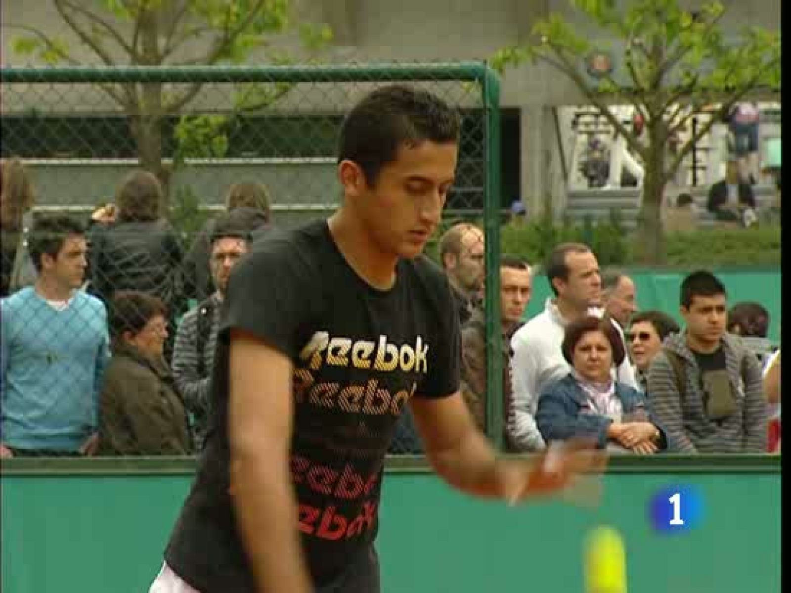 Los tenistas españoles Nicolás Almagro y Rafael Nadal se enfrentan en cuartos de final de Roland Garros y ambos llegan en un gran nivel.