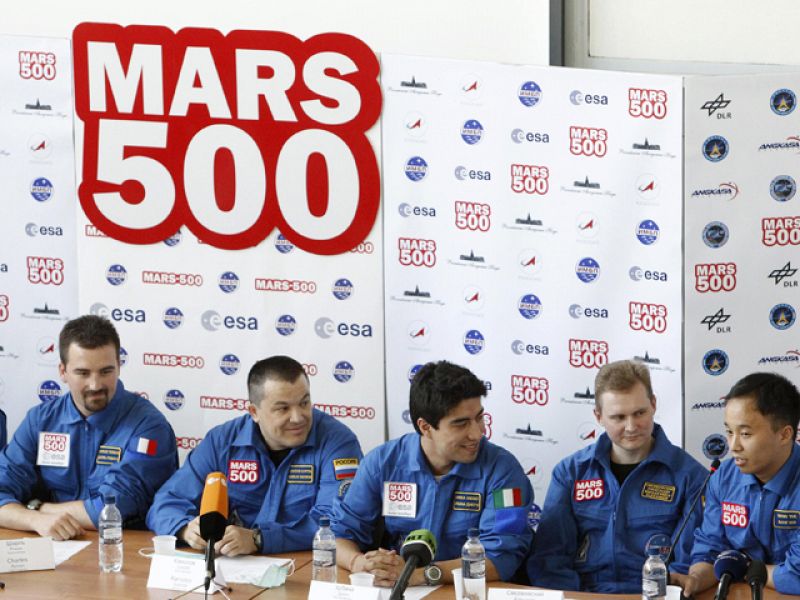 Seis voluntarios comienzan un vuelo simulado a Marte de 520 días