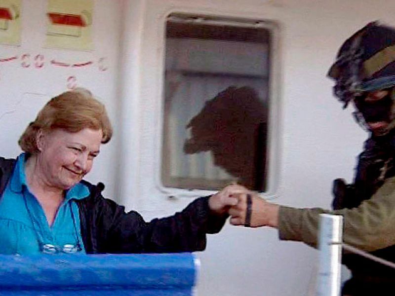 Todos los activistas y la tripulación del 'Rachel Corrie' han sido ya deportados desde Israel