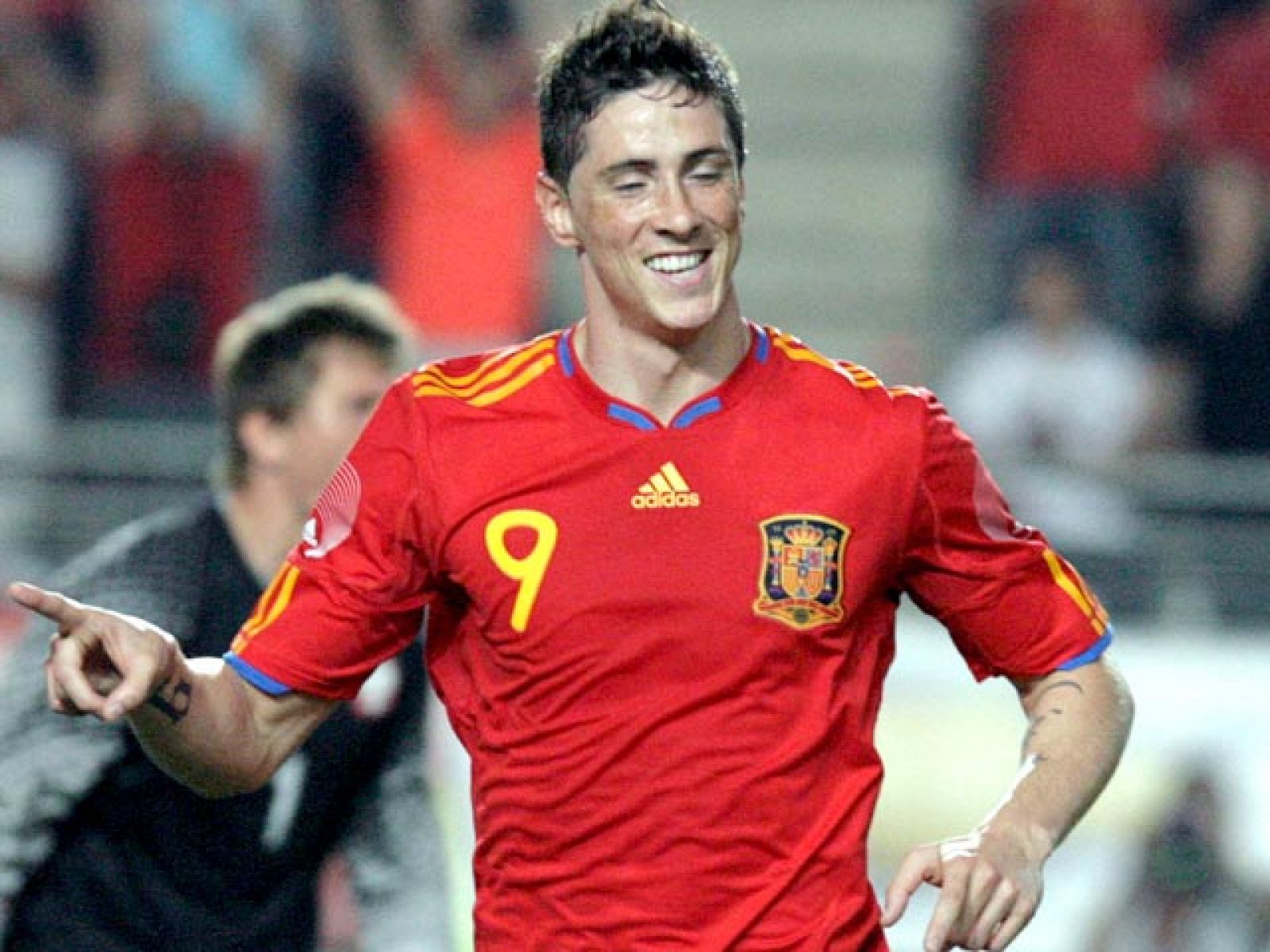 Torres se unió al festín | Ver