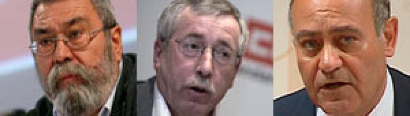 El Gobierno trata de forzar un acuerdo de mínimos sobre la reforma laboral y ampliar la negociación