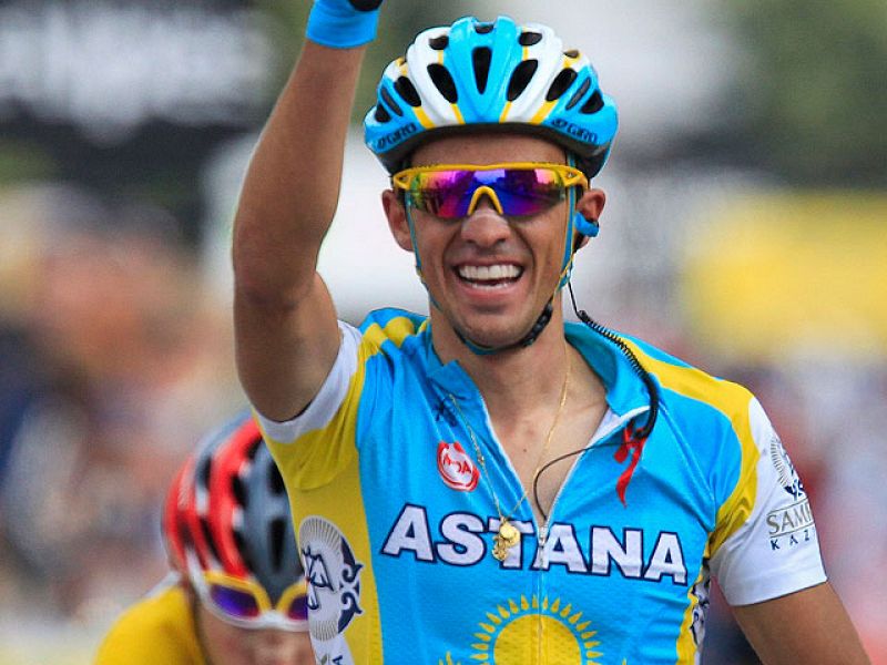Contador gana en Alpe D'Huez pero no consigue el liderato