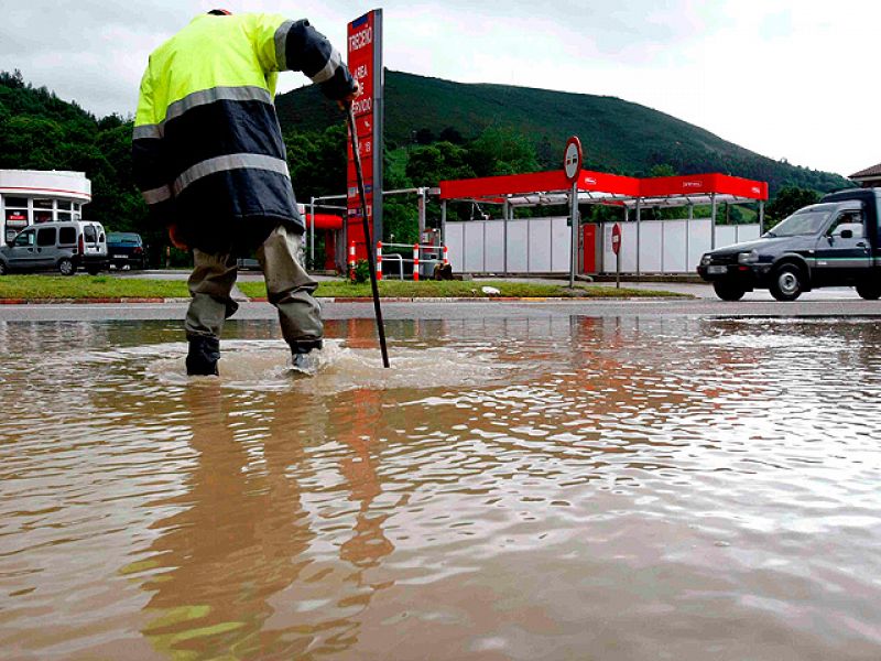 El riesgo de lluvias intensas mantiene en alerta naranja a País Vasco y Navarra