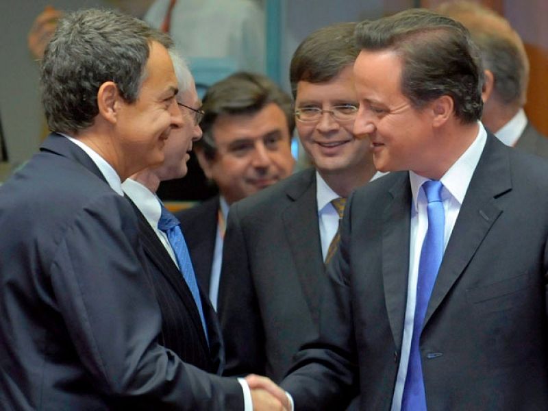 Los líderes europeos respaldan las medidas de España contra la crisis económica