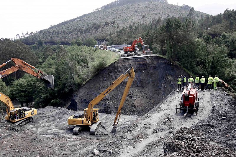 Reparar las carreteras inundadas en Asturias costará 14 millones de euros