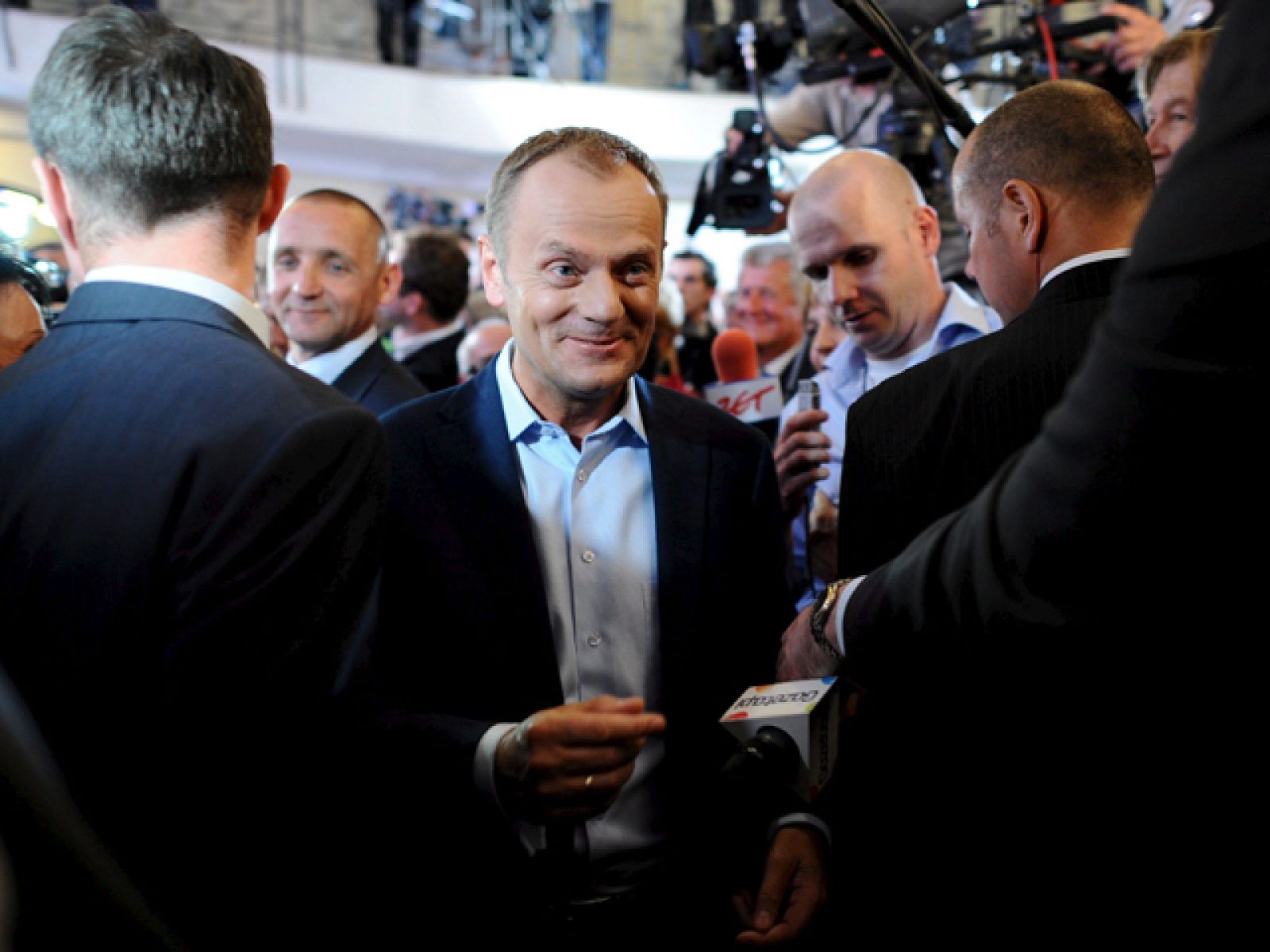 Los polacos tendrán que votar en segunda vuelta el 4 de julio | Ver