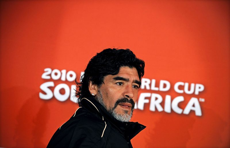Maradona: "Parecía que había que dar la copa a España"