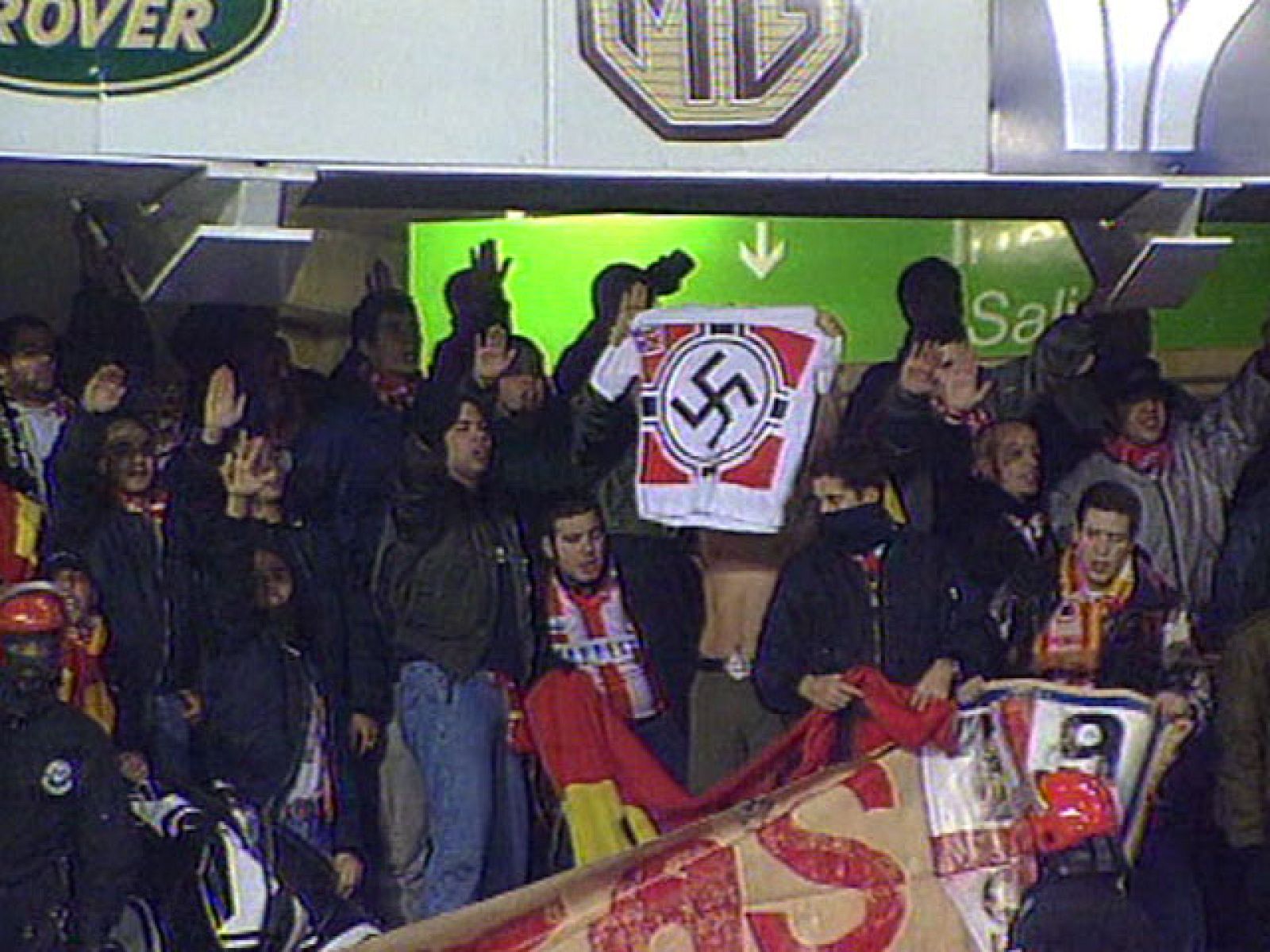 El año pasado se registraron en España casi 300 casos de actitudes racistas y xenófobas | Ver