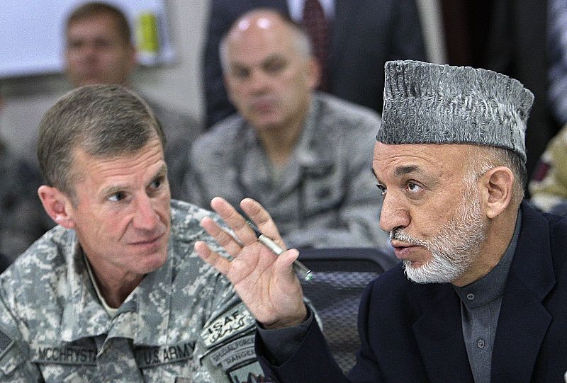 Karzai "respeta" la decisión de Obama aunque le hubiera gustado que siguiera McCrystal