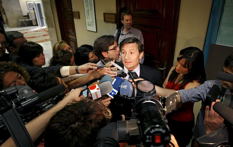 El PSOE pide explicaciones al diputado que votó en contra de la reforma laboral antes de decidir si le sanciona