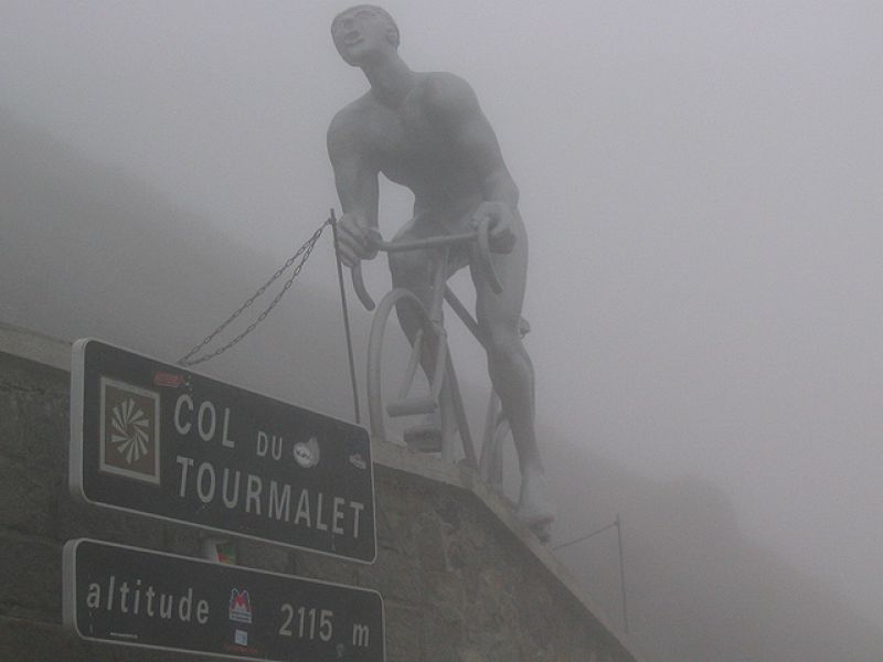 Un repaso a los 100 años del Tour en Pirineos