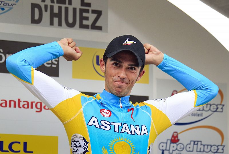 Astana presenta al equipo que apoyará a Contador en el Tour
