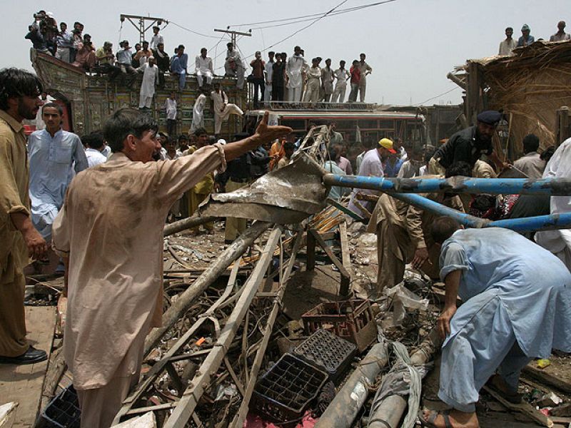 Al menos 18 muertos y 40 heridos en una explosión en el sur de Pakistán