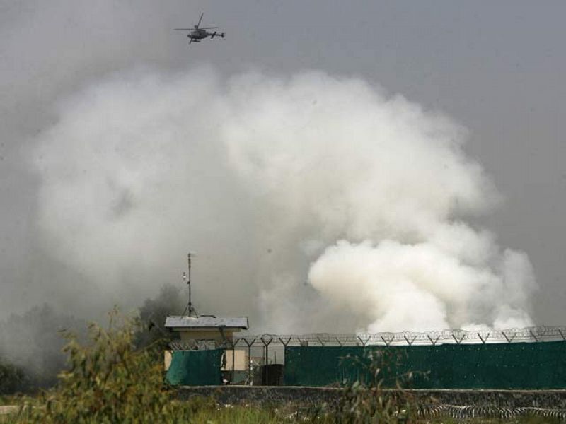 Un comando talibán ataca una base militar de la OTAN y un aeropuerto en el este de Afganistán