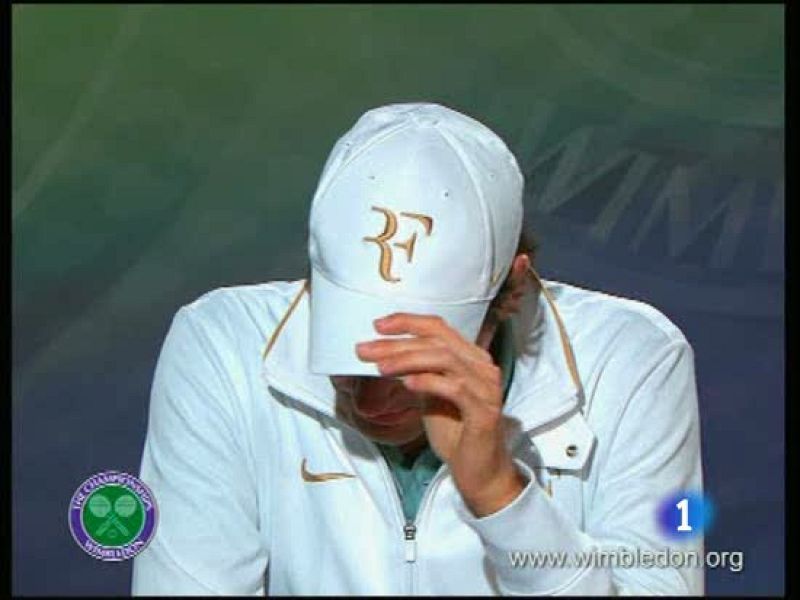 Federer, apeado de su reino de hierba