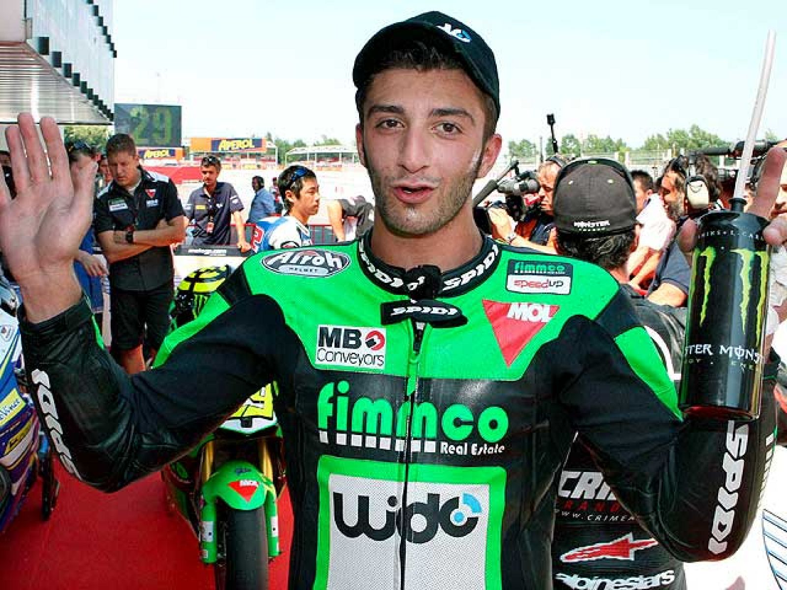 Iannone vuelve a dar miedo | Ver