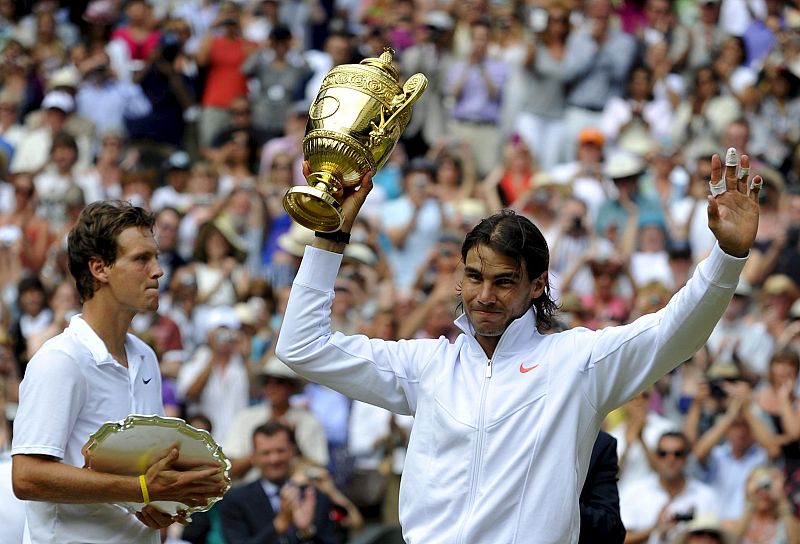 Nadal confiesa que es "más que un sueño" ganar su segundo Wimbledon