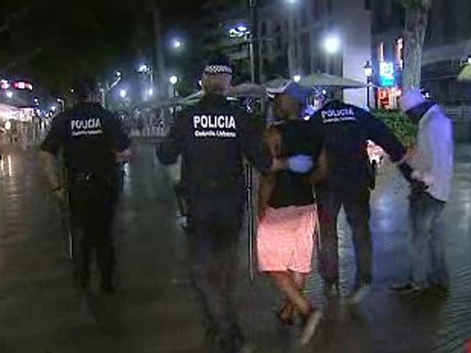 Decenas de personas arrestadas en una gran redada contra la prostitución en Barcelona
