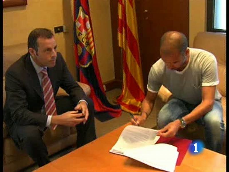 Pep Guardiola renueva un año más con el Barça
