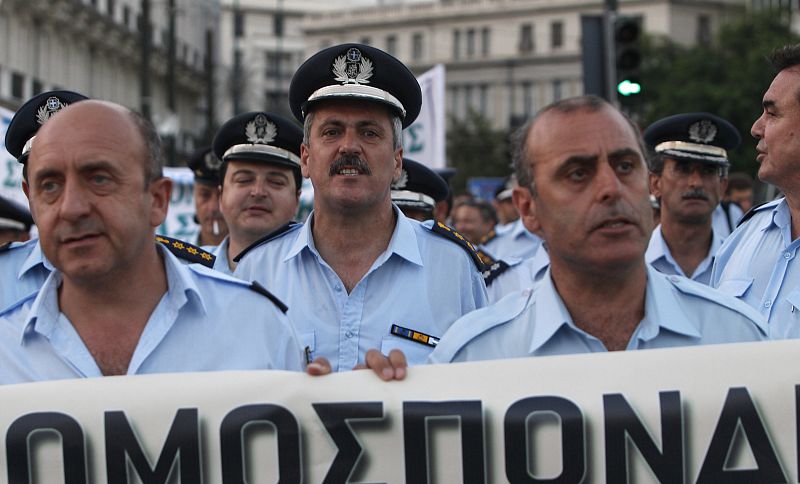 Una nueva huelga de funcionarios paraliza Grecia por la reforma del sistema de pensiones