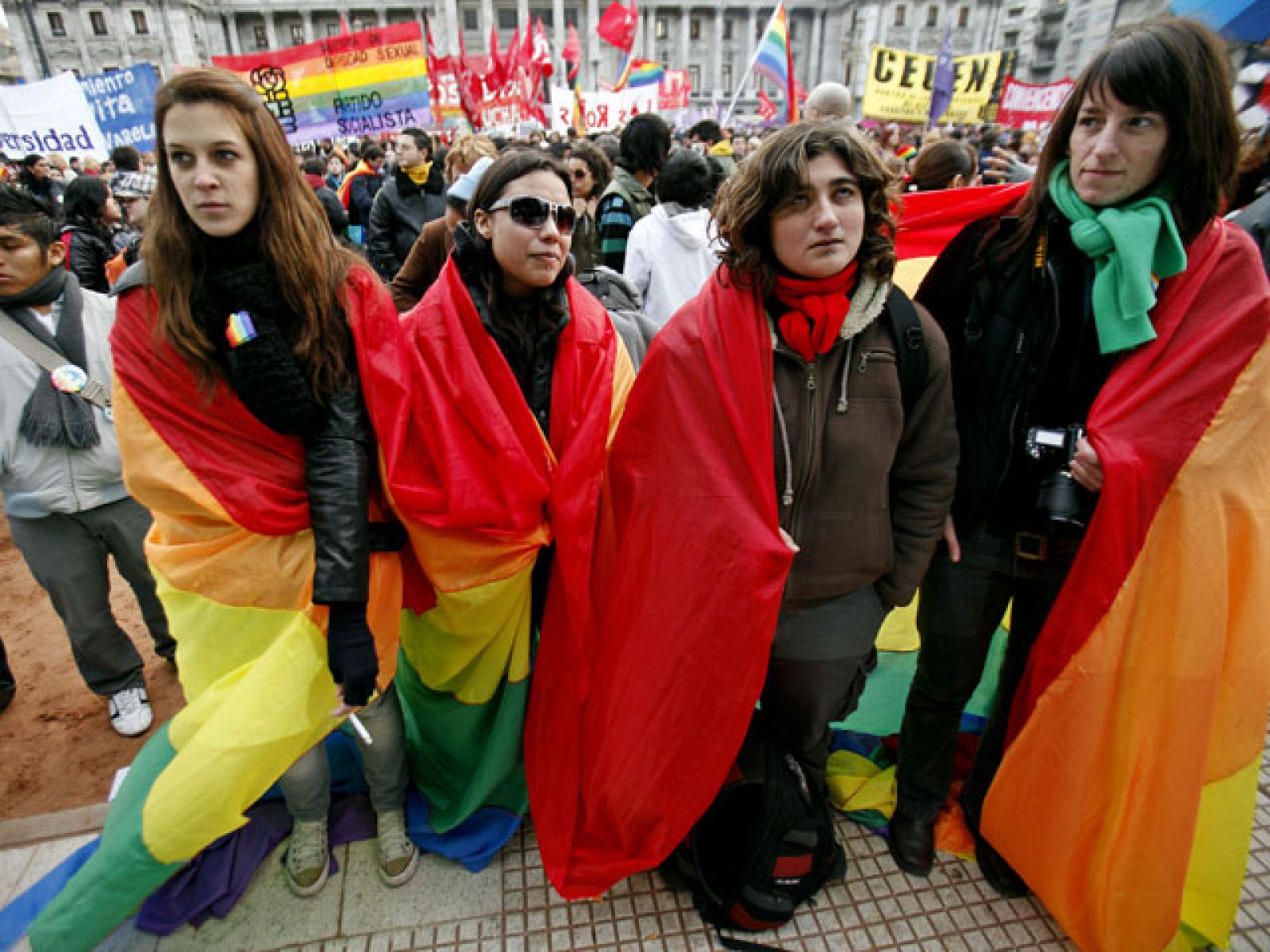 Argentina permite el matrimonio homosexual.