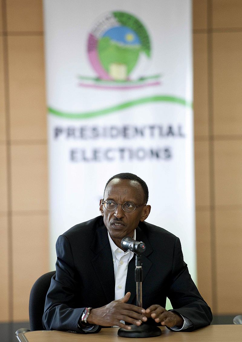 Kagame, un lobo con piel de 'twittero'