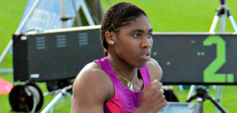 Caster Semenya gana en su regreso a las pistas tras un año de ausencia