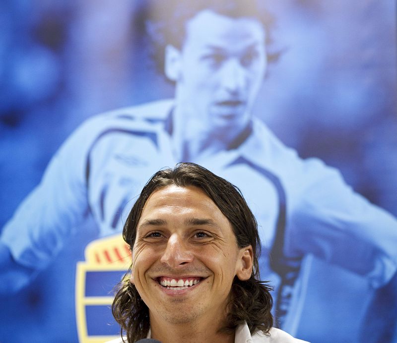 Un Ibrahimovic "motivado" regresa para jugar con la selección sueca