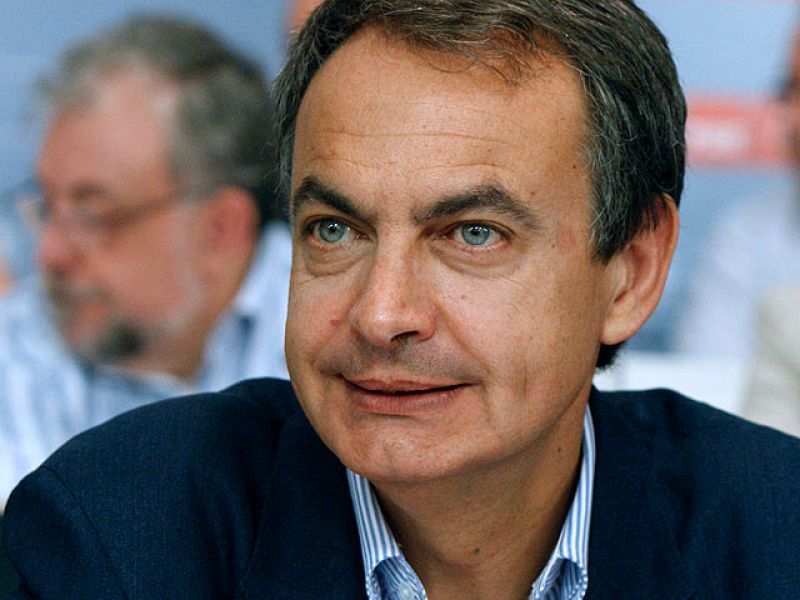 Zapatero defiende el marco constitucional y garantiza el autogobierno de Cataluña