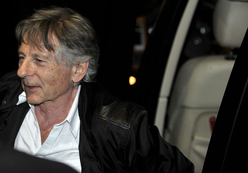 Roman Polanski hace su primera aparición pública tras ser puesto en libertad