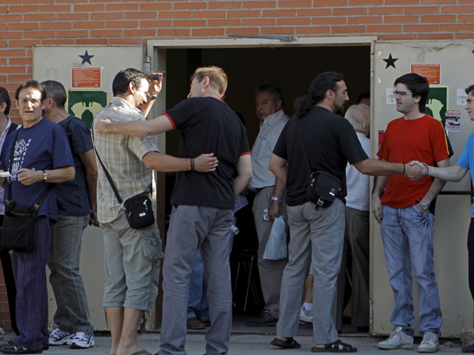 Los trabajadores del turno de mañana del Metro de Madrid han votado a favor de desconvocar la huelga | Ver
