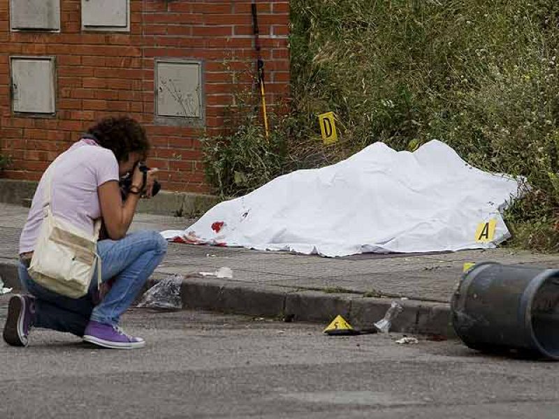 Dos personas mueren y otras cinco resultan heridas en un tiroteo en Asturias