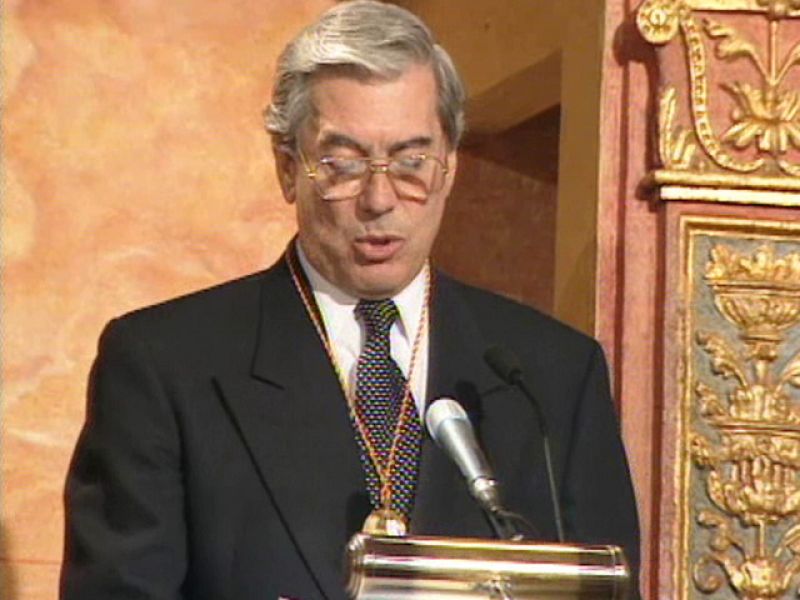 Mario Vargas Llosa, el escribidor disciplinado