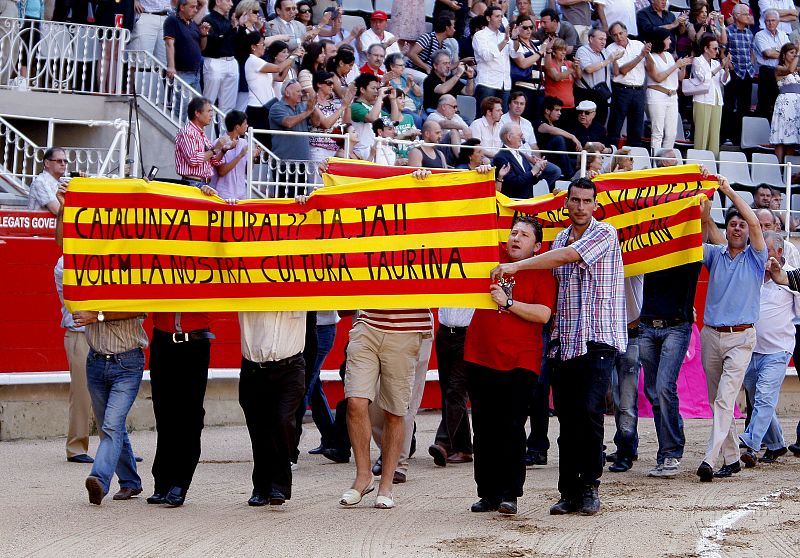 Los taurinos tras la prohibición de la Fiesta en Cataluña: "Es una depravación de la Democracia"