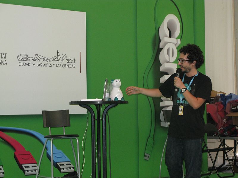 El primer robot doméstico al alcance de todos llega a la Campus Party