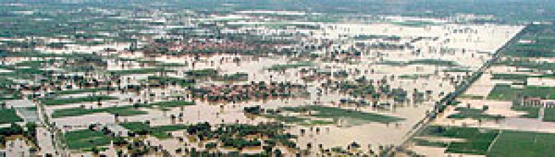 Suben a 800 los muertos por inundaciones en Pakistán en últimos cuatro días