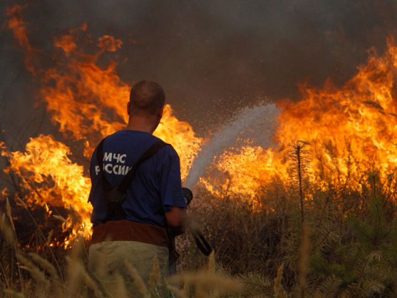 La ola de calor que afecta a Rusia deja ya 40 muertos y más de 7.000 focos de incendios
