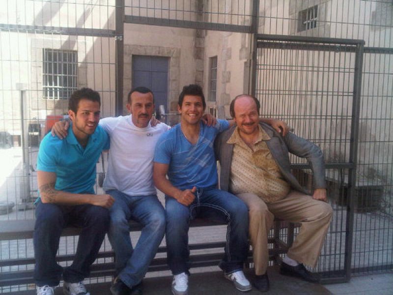 El Kun Agüero y Fábregas fichan por Santiago Segura para 'Torrente 4'