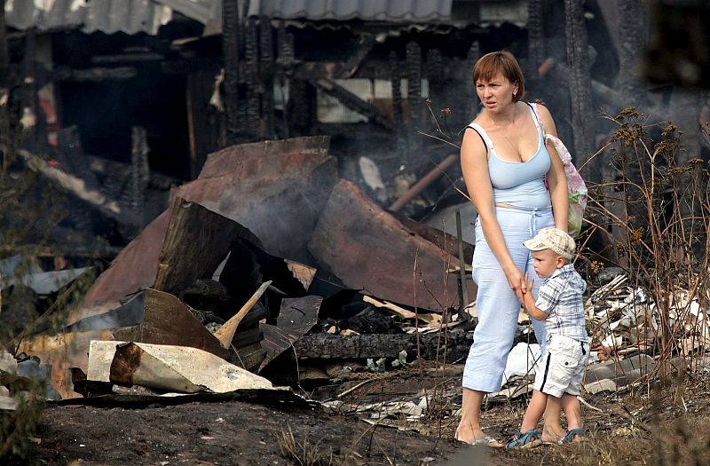 Medvédev despide a altos cargos militares por los incendios mientras los muertos ya son 48