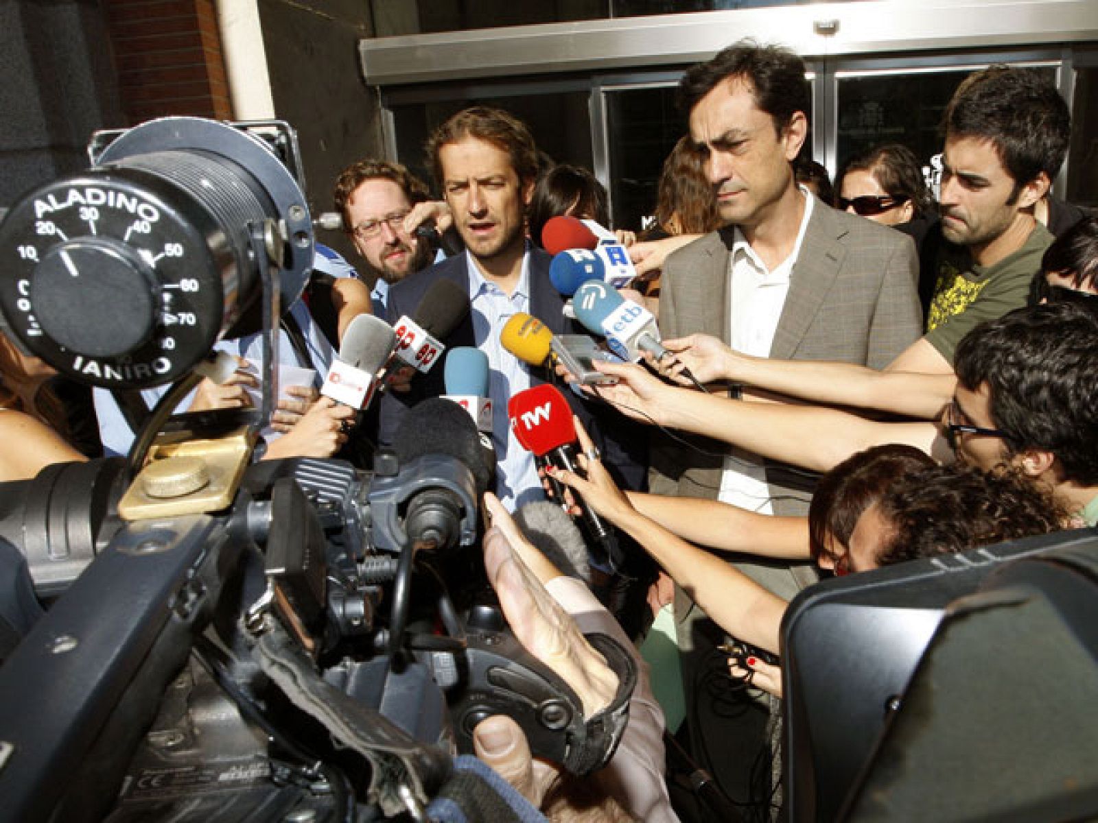 Paralizada la negociación entre AENA y los controladores