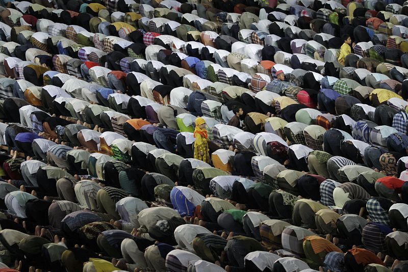 Dos millones de musulmanes comienzan el ramadán en España