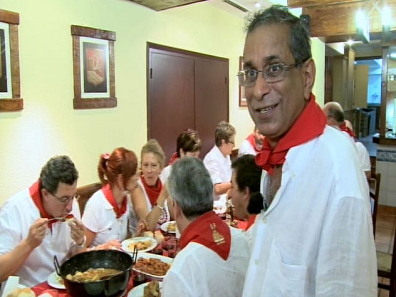 Destino: España viaja a Navarra con siete extranjeros orgullosos de los Sanfermines