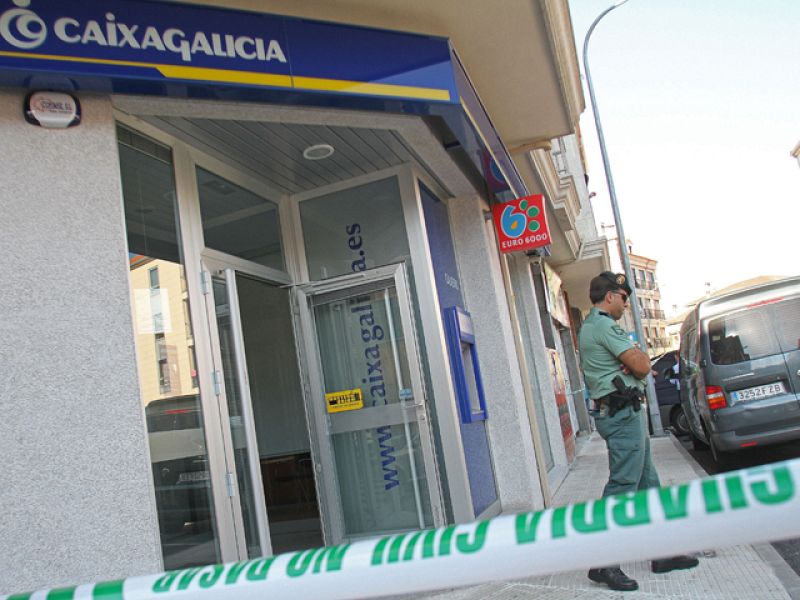 Muere un guardia civil y otro resulta herido en un intento de atraco en Pontevedra